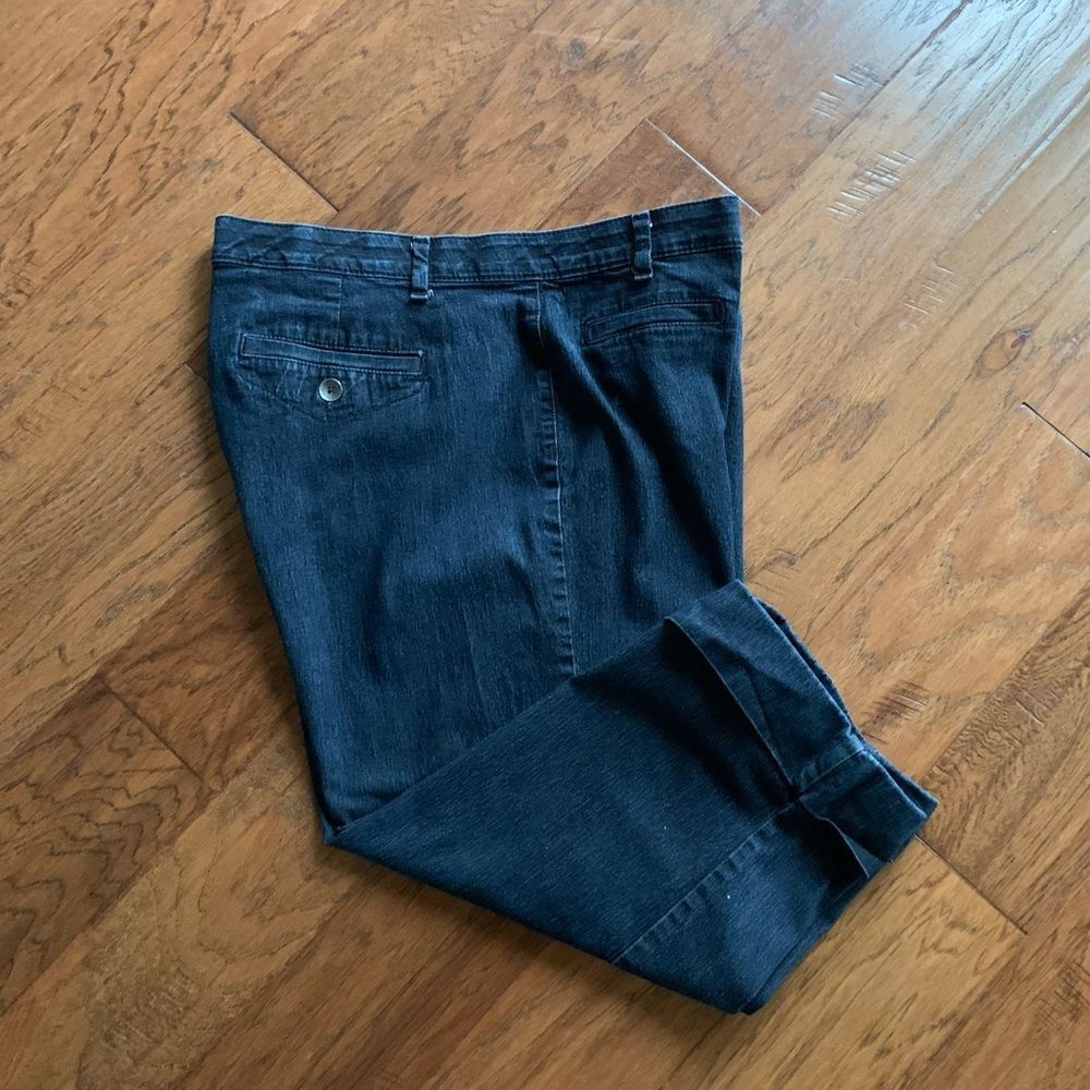 BANOLINO Dark Denim Capris size‎ 18